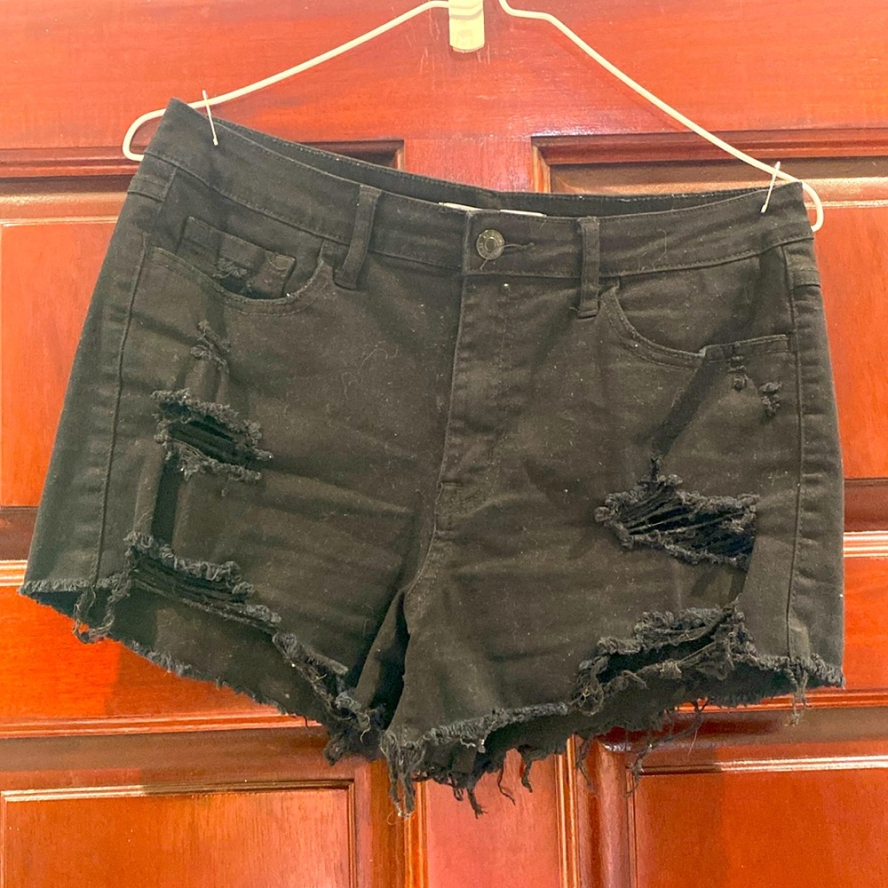 Klique B. Women’s shorts, black denim, 29